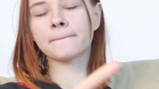 kittyloffe dildo / fingering / pussy play 4/10