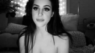 Kati3kat singing