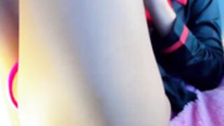 Flaca dildo analfingers squirt