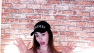 holly_ray tease