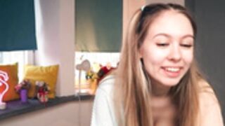 aleksa_cutie cameltoe