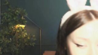 ella_knockers_xl risky handbra