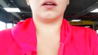 _gitana_ boobs show in the gym