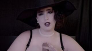 kittyleroux - Playing Lady Dimitrescu's Game