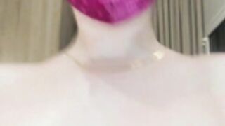 Arab_Dame lotion boobs and pussy show