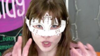 sassycassidy aka universitysmiles the little squirter 5/10