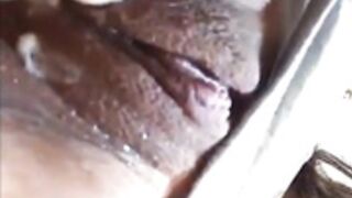 Rainey James 2017-06-30 Vibrating Dildo Show