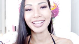 Cindybkk Fingers Her Ass