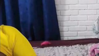 Zarina rip-off streamer