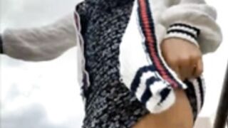 Hoehuxtable in Public