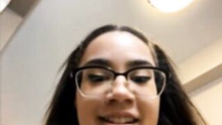 Hoehuxtable in Public