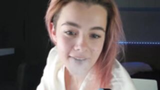 crazydaisy_ teasing some boobs