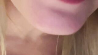 stpeach bathroom teasing