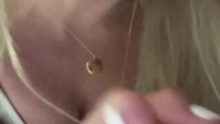 stpeach bathroom teasing