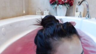 lunateeen bath squirts