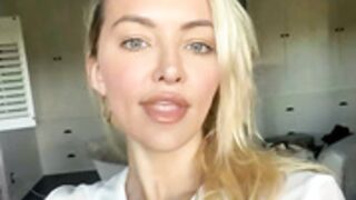 Lindsey Pelas OF live march 2022