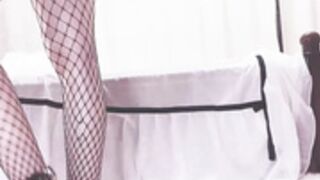 Amybeck shoe her tit