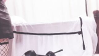 Amybeck shoe her tit