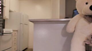 007movie jeans and dildo