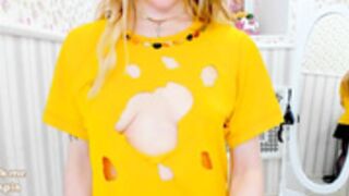 kali_coy 220415 cut up top, jumps, many titty flashes