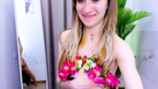 kali_coy's 2022-04-18-Nipple