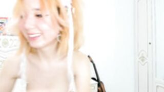 lu_lisa naked asian pussy rub 1