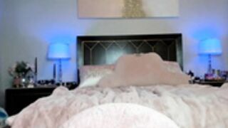 kaliiirose_ is back and thicker than ever