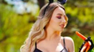 Emily Jenner gets wet in Free