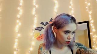 Lucyeverleigh webcam recording 2014 September 14_09-52-42