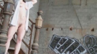 Carlotta Champagne 28 - Warehouse Art