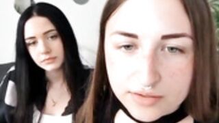 kylie_blck boobs show