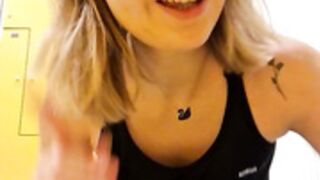 The_Snowwhitee_2022-04-03