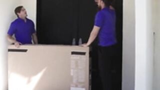 MILF Cyndi Cynful Threesome With TV Deliverymen