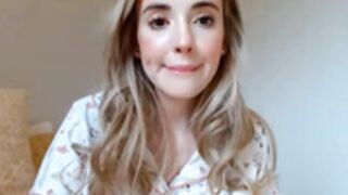 Vegansoda 15-03-22 pussy tease through panties