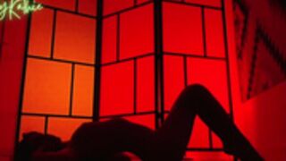 naughtykathie - sexy redlight dancing and squirts