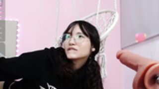 Little_Effy18 Fuck Machine Blowjob Clitoris Rub