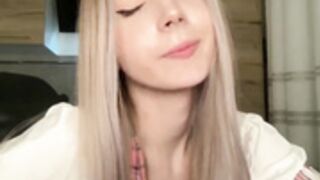 Oh_Honey_ - 2021-12-15 13_08