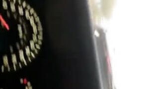 Rainey James 2017-10-25 Pink Vib