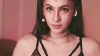 Giabaker - Sex Kitten Wants To Taste You