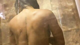 Sexy Sweetvane shower twerk