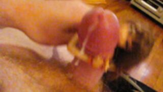 2012 BBB Gw3n couch HJ just the cumshot