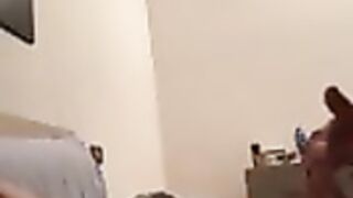 giovane italiana con amico