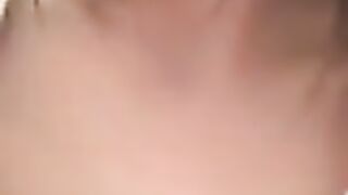 giovane italiana con amico