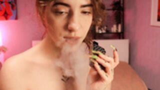 Cute__Stormi topless sideboob