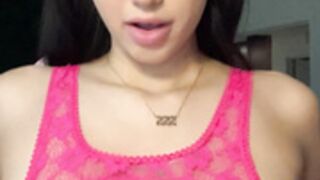 Mati Bouncing tits