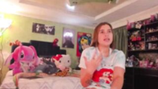 kloelamaravilla18_2022-02-26_02-08-30_459