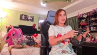 kloelamaravilla18_2022-02-26_02-08-30_459