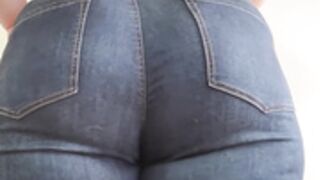 xLadySublimex 25 BBW Twerks Ass in Blue Skinny Jeans