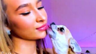 megan_myersss silly gurls+ugly dogs are perfect togethe