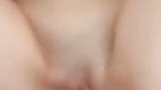 Hermosa chica es follada